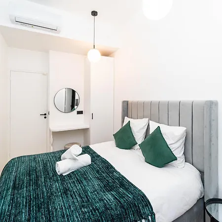 Pick A Flat'S Apartment In Notre-Dame De Paris - Rue Saint-Severin Esterno foto